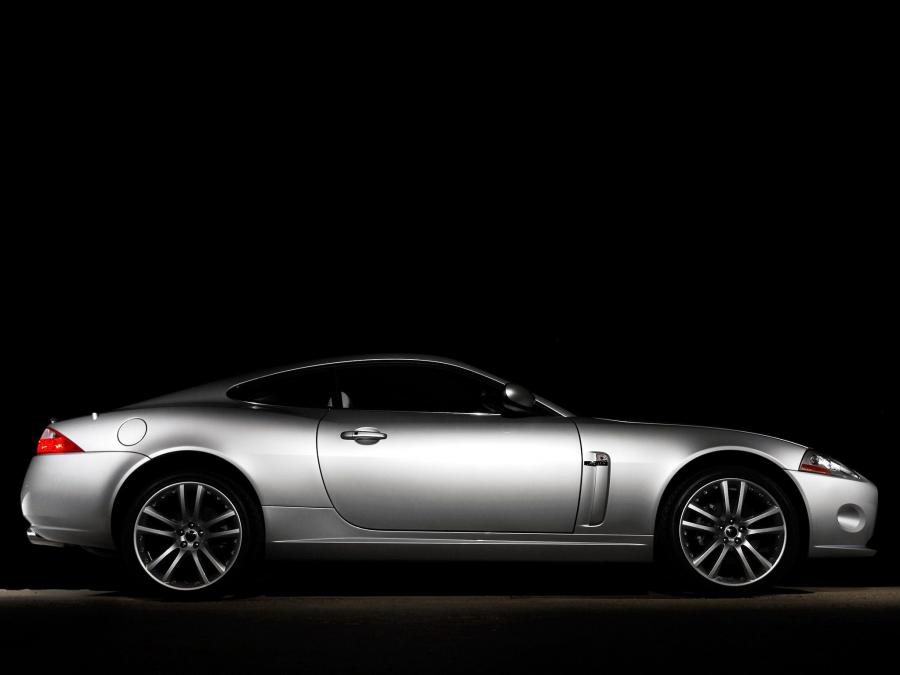  Jaguar XK Coupe 2006 года  (US) (фото 7 из 13)